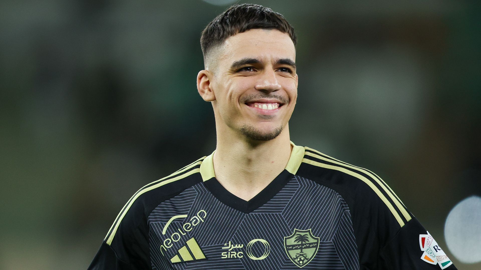 21歳の若さで中東行き選んだスペイン人MFが欧州復帰へ。ポルト移籍で